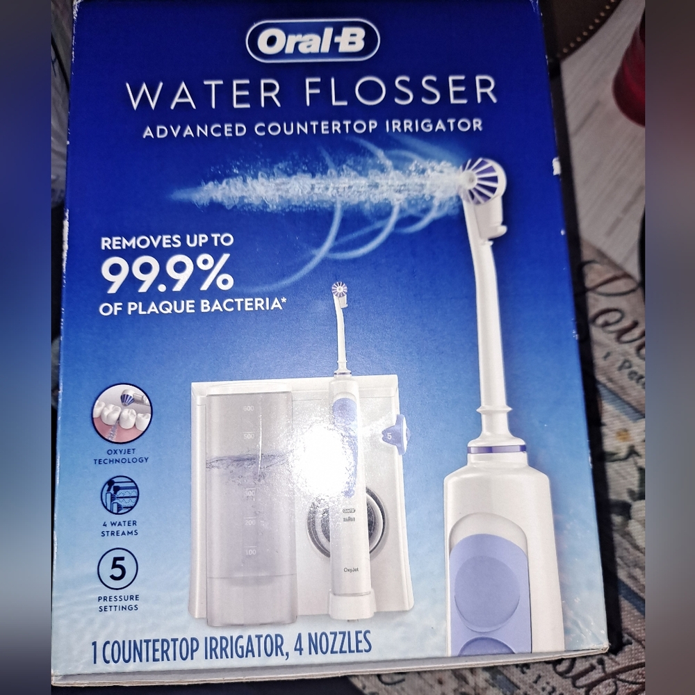Water flosser